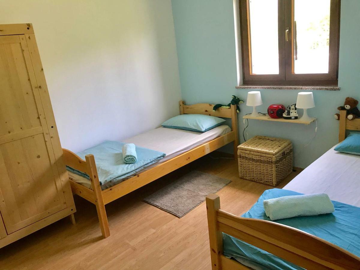 Tar-Vabriga Villa Daisy מראה חיצוני תמונה